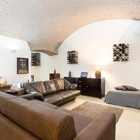 La Cantinetta Di Milano - The Wine Cave In Milan, Huge 110Sqm Apartment Next To Central Station Milão Exterior foto