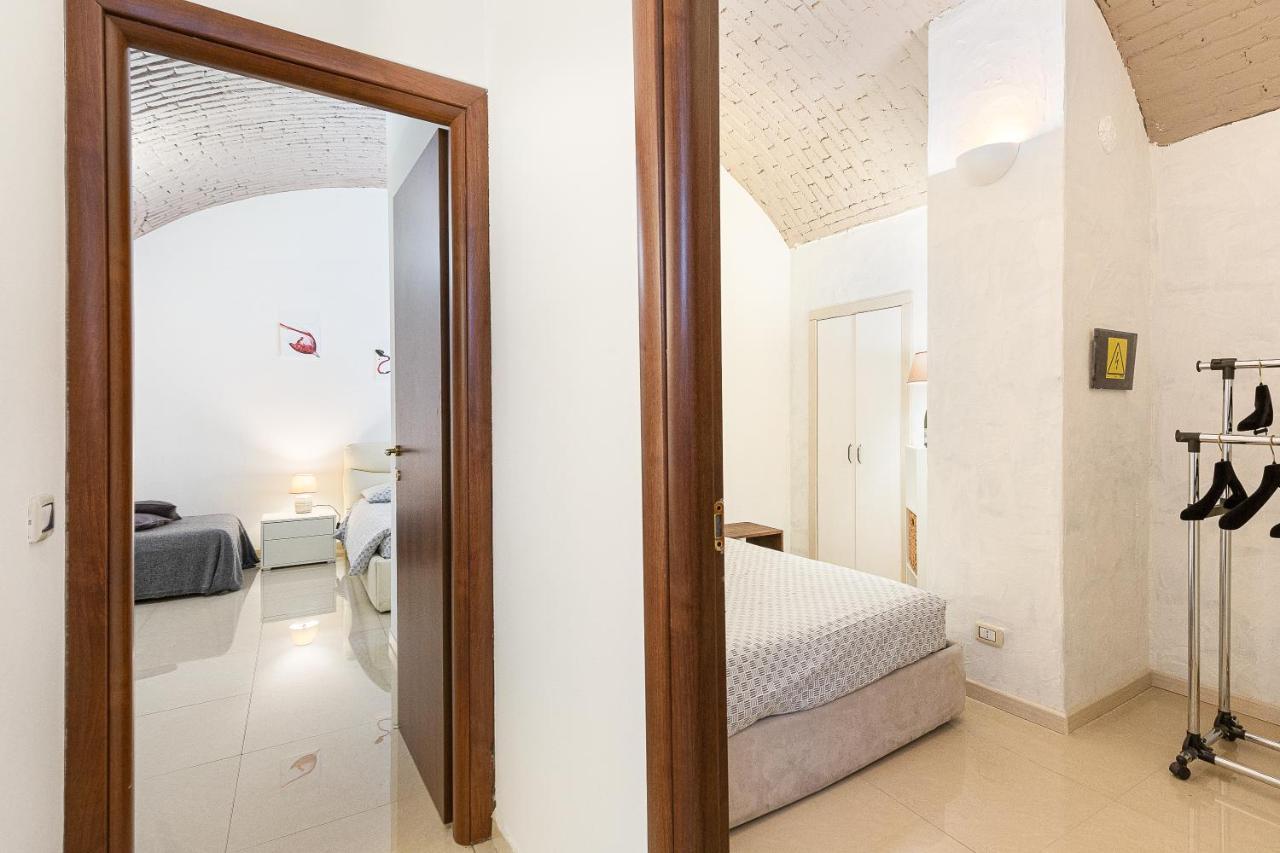 La Cantinetta Di Milano - The Wine Cave In Milan, Huge 110Sqm Apartment Next To Central Station Milão Exterior foto