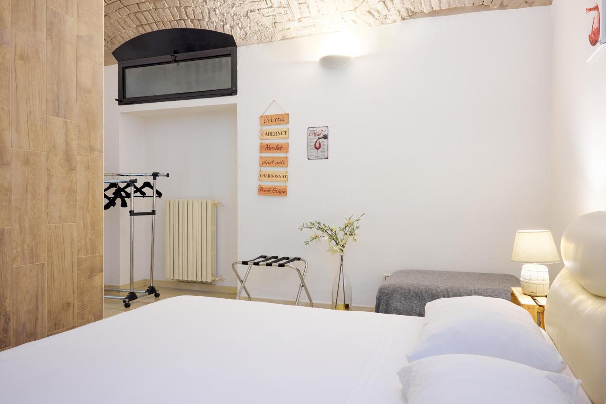 La Cantinetta Di Milano - The Wine Cave In Milan, Huge 110Sqm Apartment Next To Central Station Milão Exterior foto